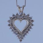 Beautiful-Heart-Pendant-With-Real-Diamonds-302112282141-2