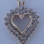Beautiful-Heart-Pendant-With-Real-Diamonds-302112282141-4