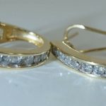 Beautiful-10k-Gold-Diamond-Earrings-292733187088