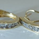 Beautiful-10k-Gold-Diamond-Earrings-292733187088-2