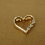 Beautiful-3-Diamond-Heart-Pendant-302067335359-2